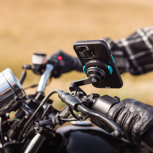 iPhone Motorbike moped scooter quadlock phone mount